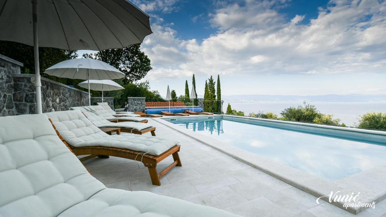 Apartments Vunic Mošćenička Draga Exteriör bild