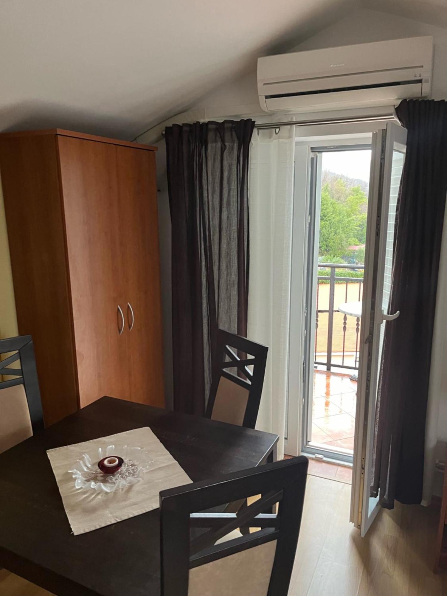 Apartments Vunic Mošćenička Draga Exteriör bild