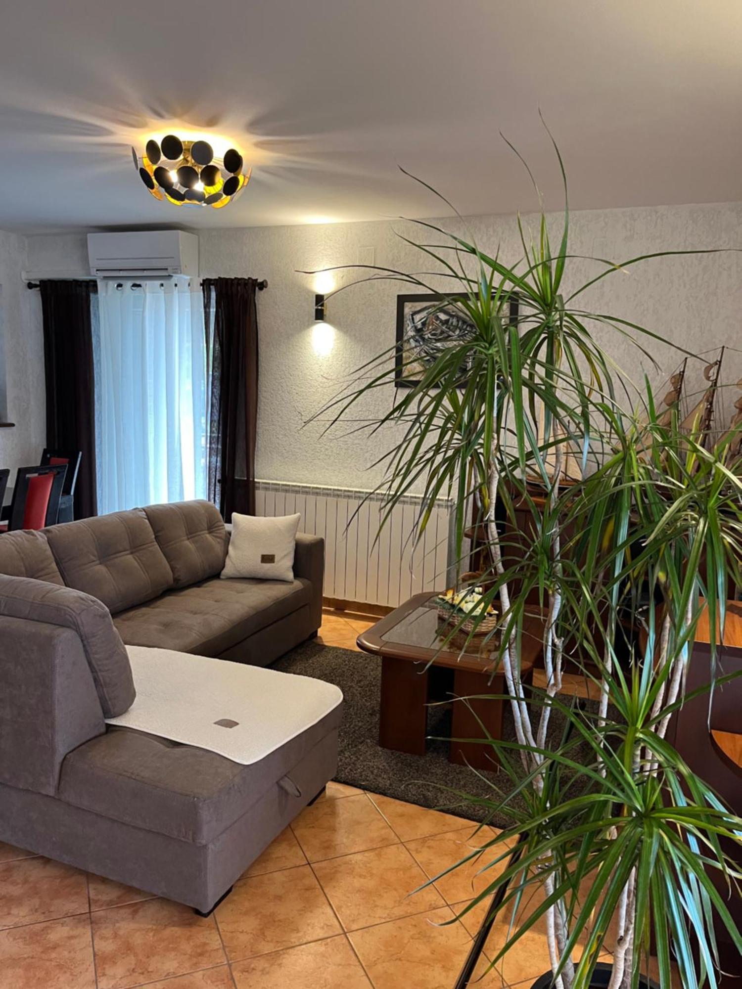 Apartments Vunic Mošćenička Draga Exteriör bild