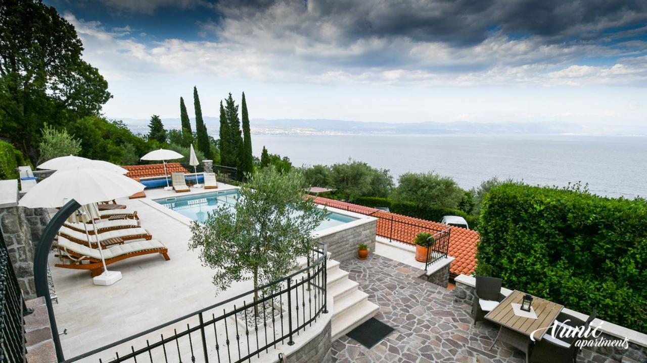 Apartments Vunic Mošćenička Draga Exteriör bild