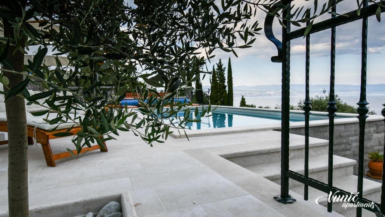 Apartments Vunic Mošćenička Draga Exteriör bild