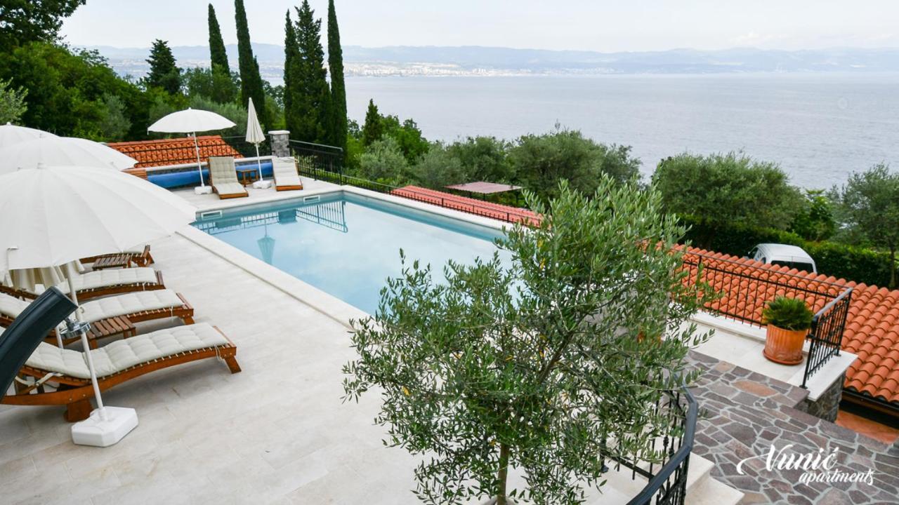 Apartments Vunic Mošćenička Draga Exteriör bild