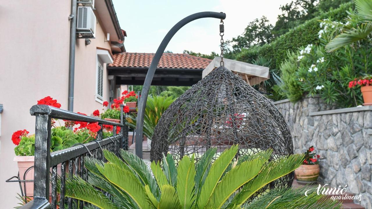 Apartments Vunic Mošćenička Draga Exteriör bild